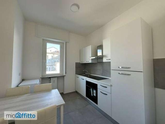 Appartamento in affitto a Quadronno, Milano
