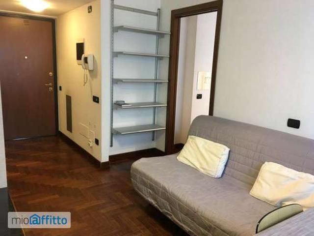 Appartamento in affitto a Municipio 5, Milano