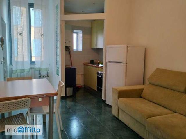 Appartamento in affitto a Ticinese, Milano