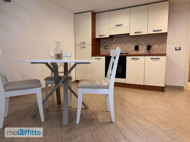 Appartamento in affitto a Municipio 5, Milano
