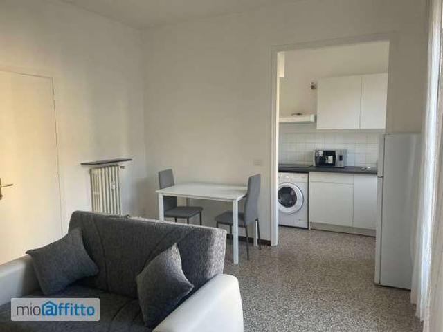 Appartamento in affitto a Municipio 4, Milano