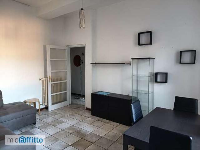 Appartamento in affitto a Municipio 4, Milano