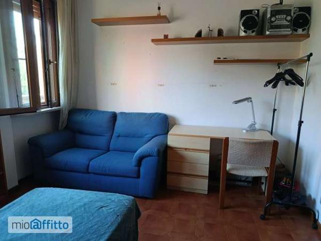 Villa Indipendente in affitto a Porta Mortara, Piemonte