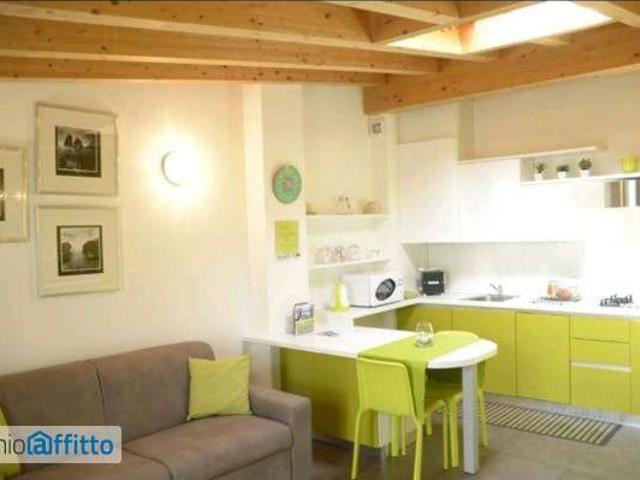 Villa Indipendente in affitto a San Tommaso, Bergamo