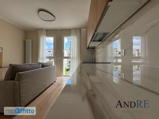 Appartamento in affitto a Municipio 8 di Milano, Milano