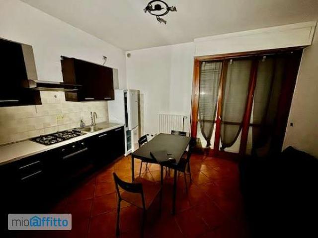 Appartamento in affitto a Municipio 9, Milano