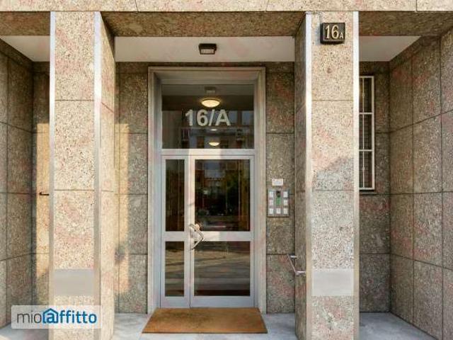 Appartamento in affitto a Municipio 9, Milano