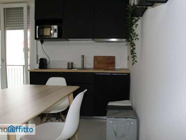 Appartamento in affitto a Municipio 9, Milano