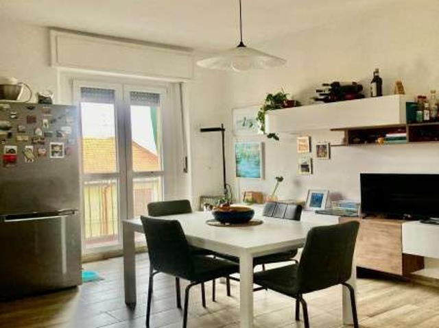 Appartamento in affitto a Municipio 9, Milano