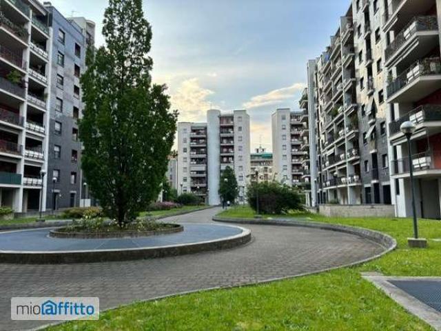 Appartamento in affitto a Municipio 9, Milano