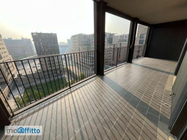Appartamento in affitto a Municipio 9, Milano
