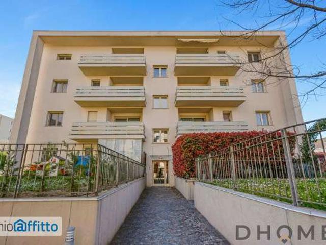 Appartamento in affitto a Municipio 9, Milano