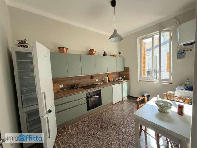 Appartamento in affitto a Medio Levante, Serra Riccò
