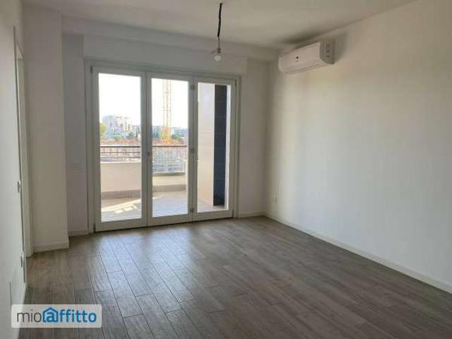 Appartamento in affitto a Municipio Roma VIII, Roma Capitale