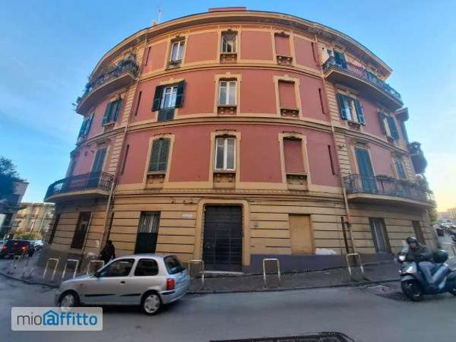 Appartamento in affitto a Municipalità 1, Campania