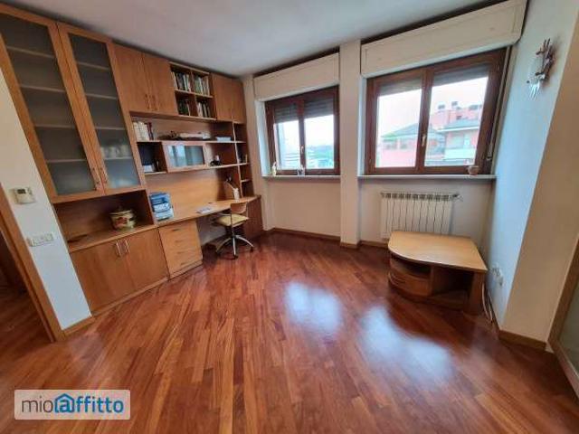 Appartamento in affitto a Municipio 6, Milano
