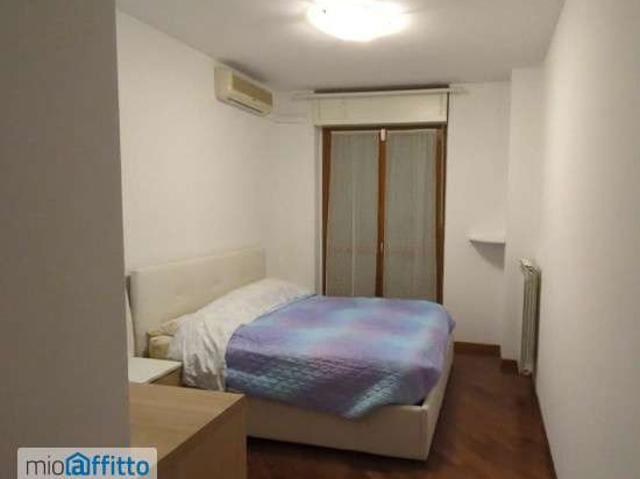 Appartamento in affitto a Municipio 6, Milano