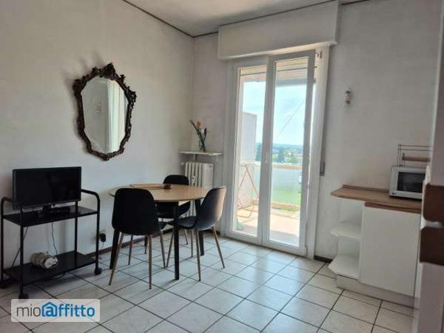 Appartamento in affitto a Arona, Novara