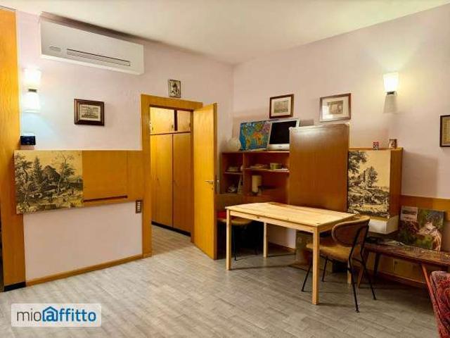 Appartamento in affitto a Comunità Montana Parco Alto Garda bresciano, Gardone Riviera