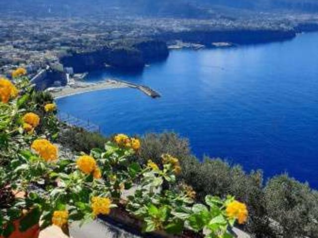 Appartamento in affitto a Vico Equense, Campania