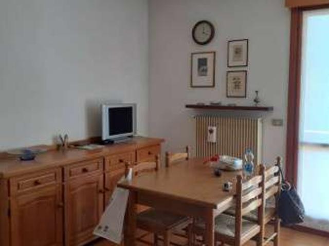 Appartamento in affitto a Borgo Pesaro, Vittorio Veneto
