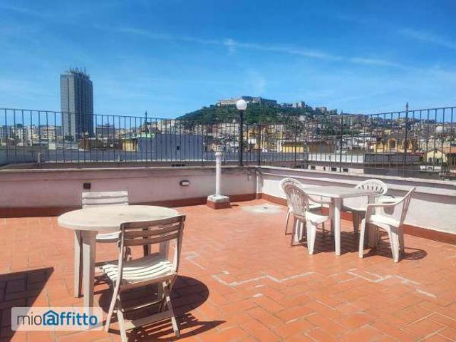 Appartamento in affitto a Municipalità 2, Campania