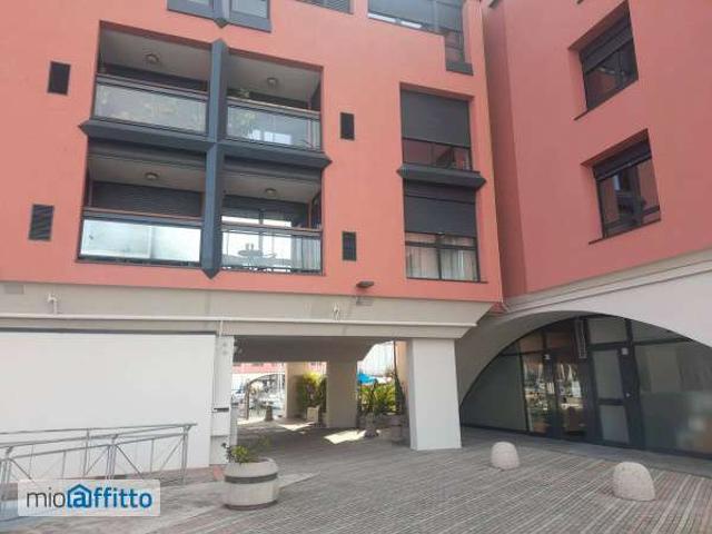Appartamento in affitto a Centro Est, Serra Riccò