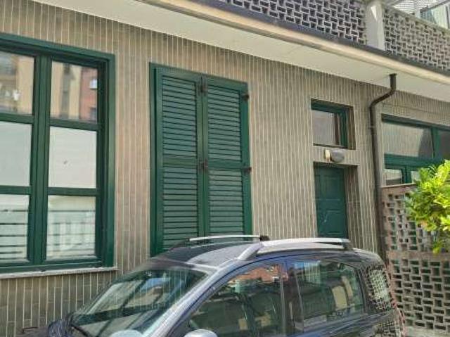 Villa Indipendente in affitto a Municipio 8 di Milano, Milano