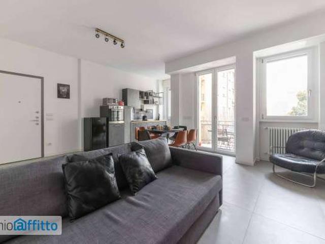 Villa Indipendente in affitto a Municipio 8 di Milano, Milano
