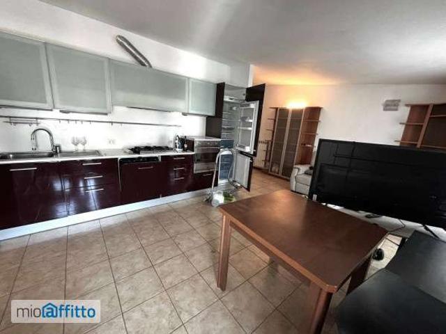 Villa Indipendente in affitto a Villapizzone, Milano