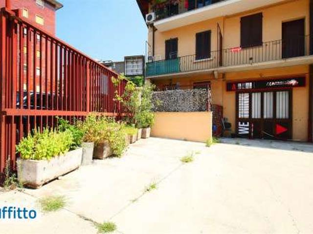 Villa Indipendente in affitto a Municipio 8 di Milano, Milano