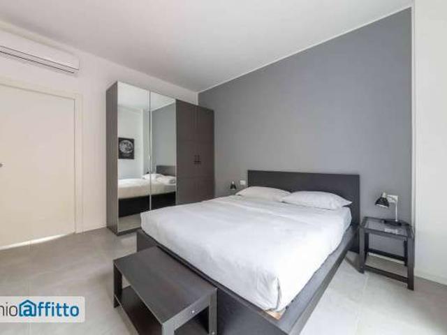 Villa Indipendente in affitto a Municipio 8 di Milano, Milano