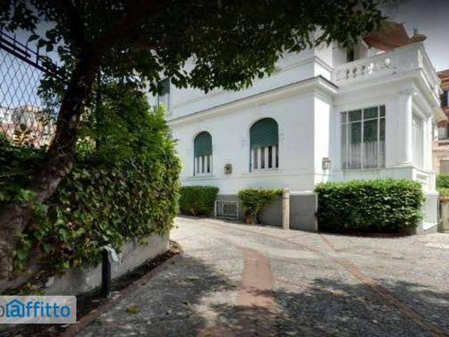 Villa Indipendente in affitto a Municipalità 1, Napola