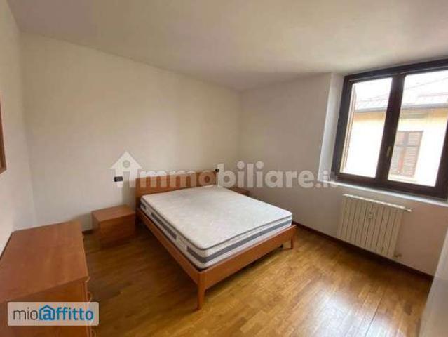 Appartamento in affitto a Como, Lombardia
