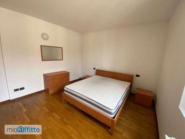 Appartamento in affitto a Como, Lombardia