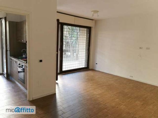 Appartamento in affitto a Municipio Roma IX, Roma Capitale