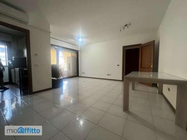 Appartamento in affitto a Municipio Roma IX, Roma Capitale