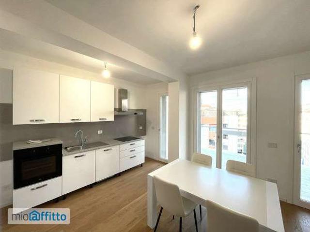 Appartamento in affitto a Municipio Roma IX, Roma Capitale