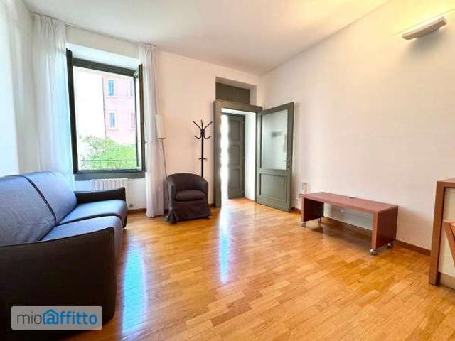 Appartamento in affitto a Municipio 7, Milano