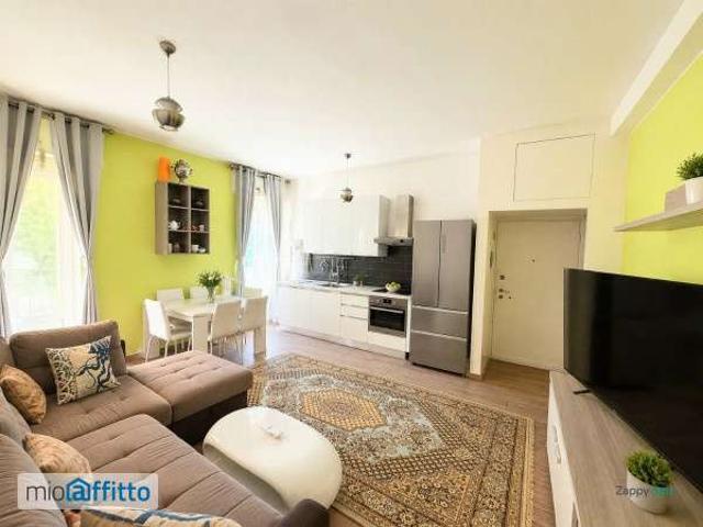 Appartamento in affitto a Municipio 4, Milano