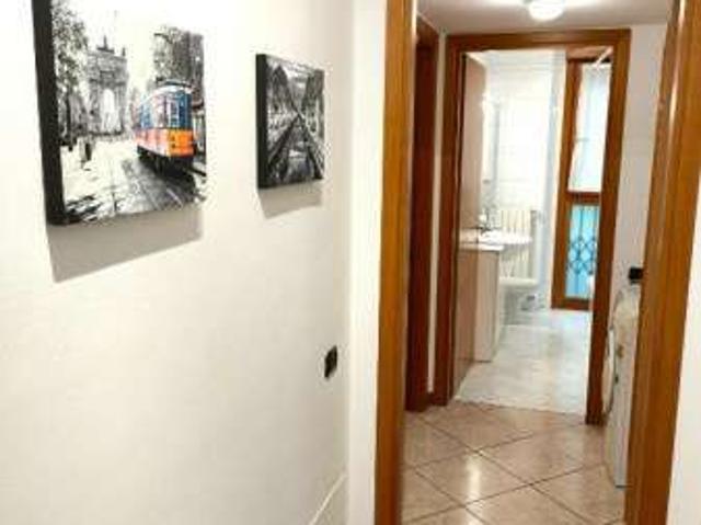 Appartamento in affitto a Municipio 4, Milano