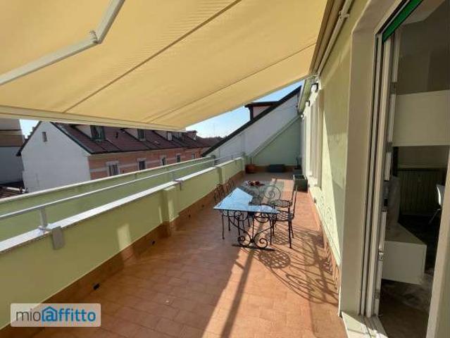 Appartamento in affitto a Municipio 4, Milano