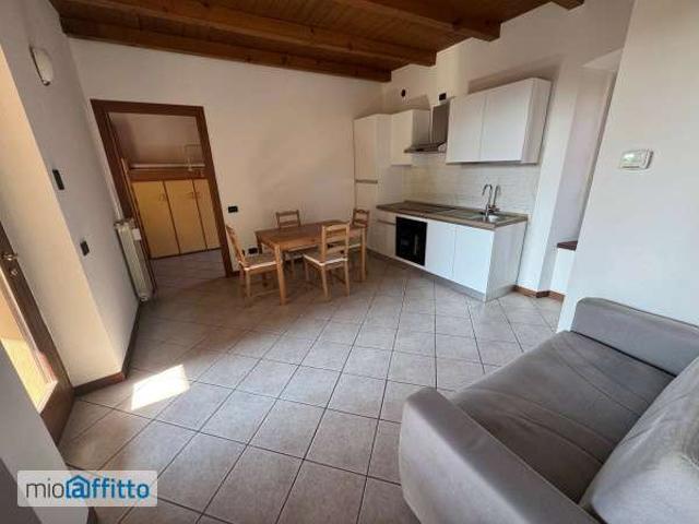 Appartamento in affitto a Ghiaie, Bonate Sopra