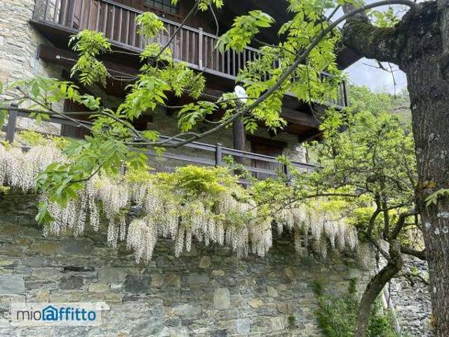 Appartamento in affitto a Croix des Prés, La Salle