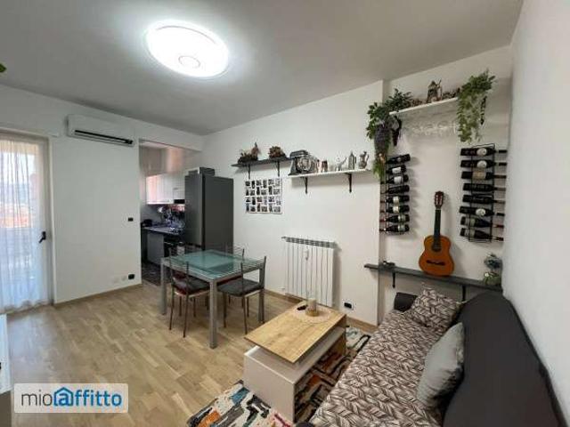 Appartamento in affitto a Circoscrizione 6, Piemonte