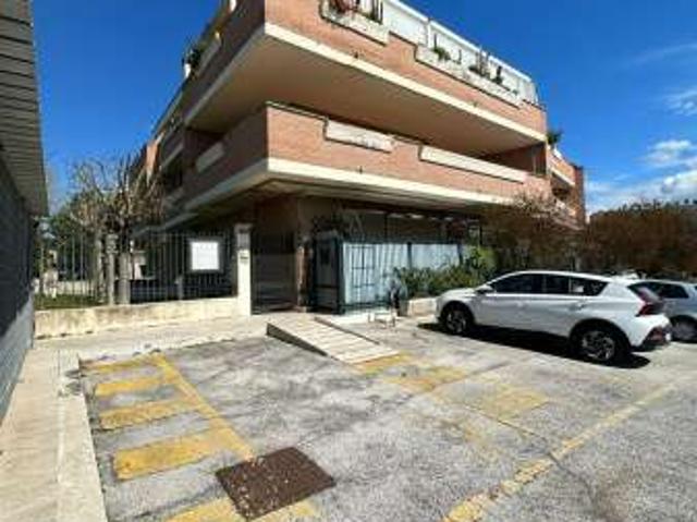 Appartamento in affitto a Monte Migliore, Roma Capitale