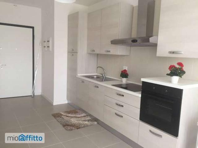 Appartamento in affitto a Municipio Roma IX, Roma Capitale