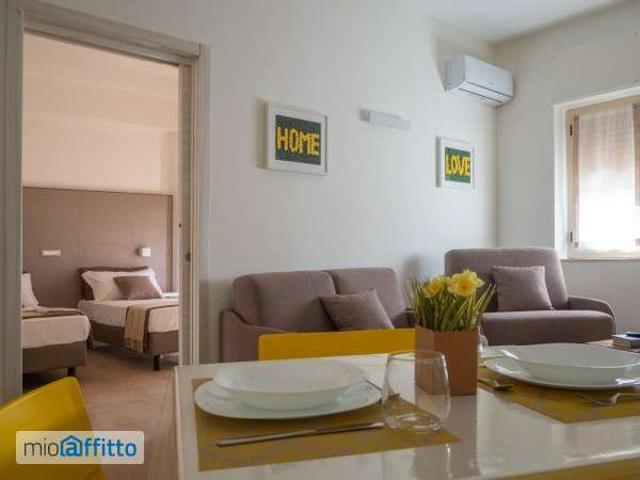 Appartamento in affitto a Quartiere Tribunale, Calabria
