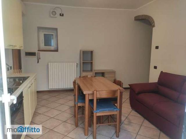 Appartamento in affitto a Zona Castello, Cremona