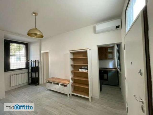 Appartamento in affitto a Giordano, Cremona